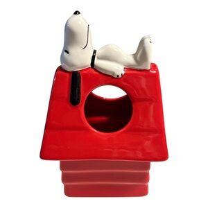 Licensed Peanuts Snoopy Ceramic Doghouse Toothbrush Holder
